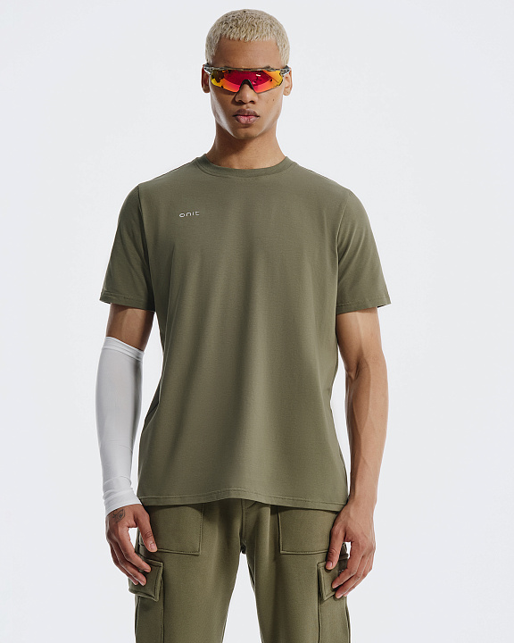 Футболка RGLR