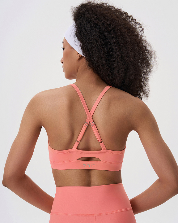 Топ спортивный легкой поддержки "Attract"